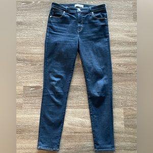 Abercrombie & Fitch The Super Skinny High Rise / Size 8